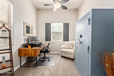 3990 E Cat Balue Dr, Phoenix, AZ 85050 photo 7