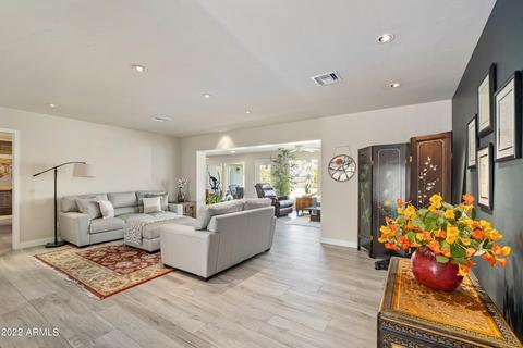 916 W Seldon Ln, Phoenix, AZ 85021 photo 9