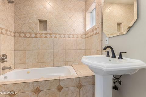 3218 E Captain Dreyfus Ave, Phoenix, AZ 85032 photo 15