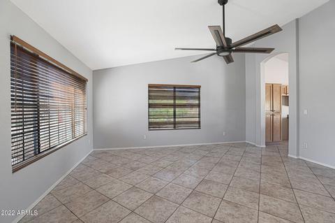 606 E Blue Eagle Ln, Phoenix, AZ 85086 photo 8