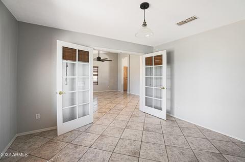 606 E Blue Eagle Ln, Phoenix, AZ 85086 photo 15