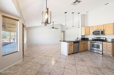 606 E Blue Eagle Ln, Phoenix, AZ 85086 photo 25