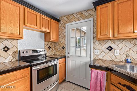 7618 W Weldon Ave, Phoenix, AZ 85033 photo 8
