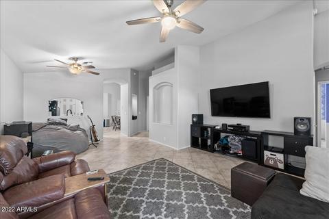 920 E Hearne Way, Gilbert, AZ 85234 photo 3