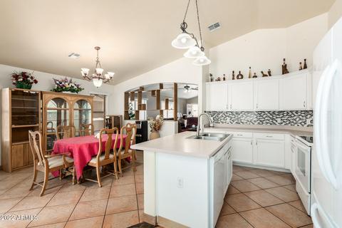 906 E Pima Ave, Apache Junction, AZ 85119 photo 4