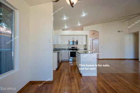 380 W Smoke Tree Rd, Gilbert, AZ 85233 photo 10