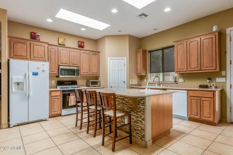 3043 E Redfield Rd, Phoenix, AZ 85032 photo 8