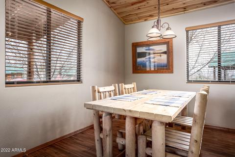 2341 Buffalo Loop, Overgaard, AZ 85933 photo 5
