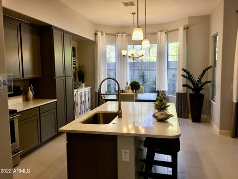 3063 N 33rd Pl, Phoenix, AZ 85018 photo 4