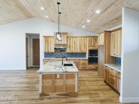 2245 W Kodiak Cir, Overgaard, AZ 85933 photo 7