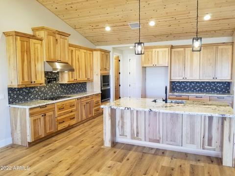 2245 W Kodiak Cir, Overgaard, AZ 85933 photo 4