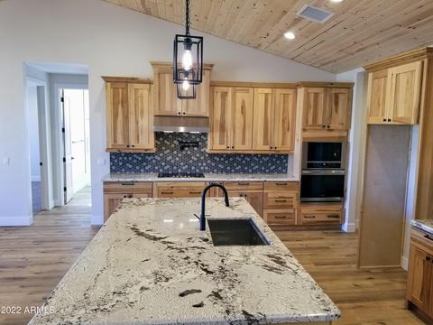 2245 W Kodiak Cir, Overgaard, AZ 85933 photo 14