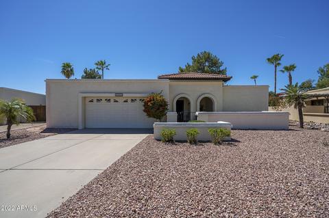 4521 E Sunrise Dr, Phoenix, AZ 85044 photo 1