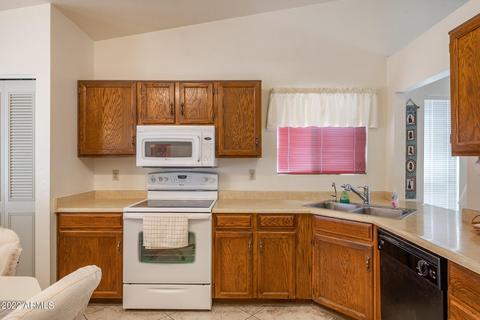 4837 E Sunrise Dr, Phoenix, AZ 85044 photo 8
