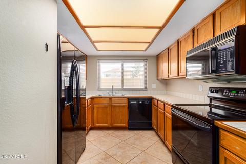 4510 E Monte Way, Phoenix, AZ 85044 photo 9