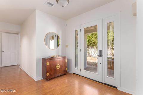 3002 E Weldon Ave, Phoenix, AZ 85016 photo 2