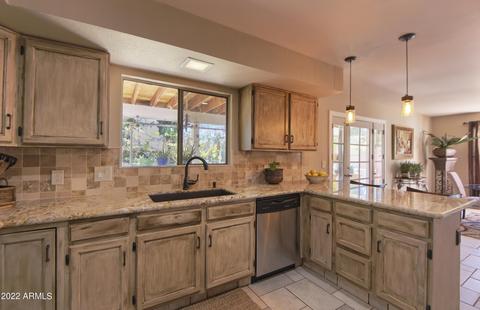 1433 E Utopia Rd, Phoenix, AZ 85024 photo 3