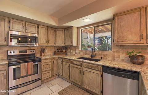 1433 E Utopia Rd, Phoenix, AZ 85024 photo 2