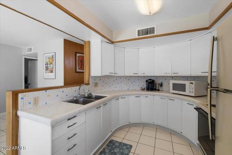 5441 E Cheery Lynn Rd, Phoenix, AZ 85018 photo 5