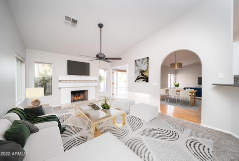 901 N Quartz St, Gilbert, AZ 85234 photo 4
