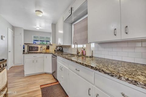 4320 E Pinchot Ave, Phoenix, AZ 85018 photo 24