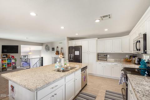 3418 W Hearn Rd, Phoenix, AZ 85053 photo 14