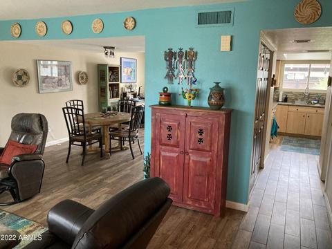 1007 E Bendix Dr, Tempe, AZ 85283 photo 7