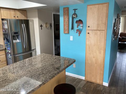 1007 E Bendix Dr, Tempe, AZ 85283 photo 3