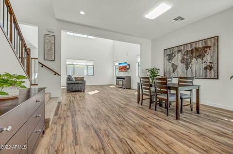 829 E Monte Way, Phoenix, AZ 85042 photo 4