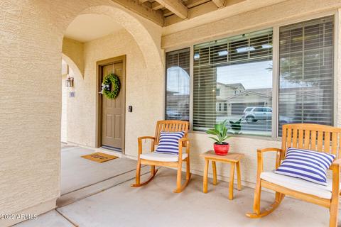 979 E Blue Spruce Ln, Gilbert, AZ 85298 photo 4
