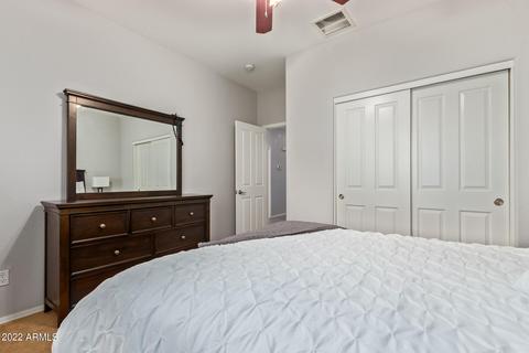 979 E Blue Spruce Ln, Gilbert, AZ 85298 photo 25