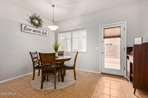 979 E Blue Spruce Ln, Gilbert, AZ 85298 photo 16