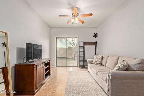 979 E Blue Spruce Ln, Gilbert, AZ 85298 photo 11