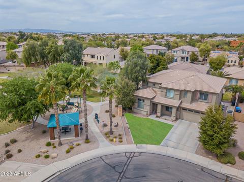 1448 E Birdland Ct, Gilbert, AZ 85297 photo 1