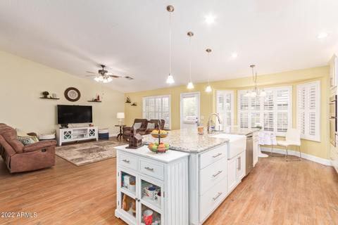 4670 S Griffith Way, Gilbert, AZ 85297 photo 8