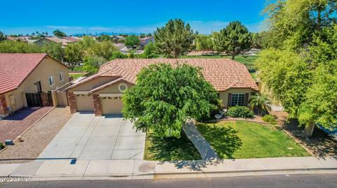 4670 S Griffith Way, Gilbert, AZ 85297 photo 2