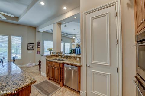 2819 E Sandy Ct, Gilbert, AZ 85297 photo 6