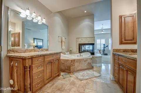 2819 E Sandy Ct, Gilbert, AZ 85297 photo 32