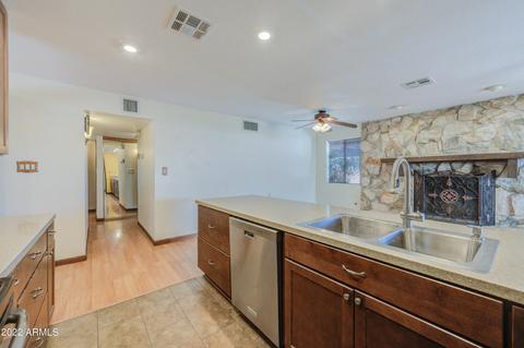 60 E Mclellan Rd E, Mesa, AZ 85201 photo 4