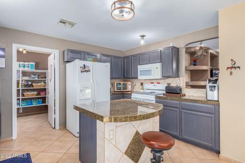 5363 E Flossmoor Ave, Mesa, AZ 85206 photo 2