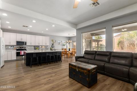 9028 E Hobart St, Mesa, AZ 85207 photo 8