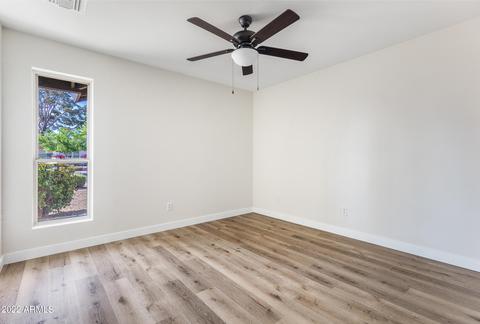 3722 E Shangri La Rd, Phoenix, AZ 85028 photo 12