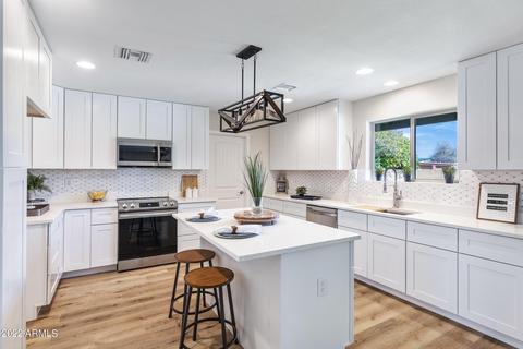 3722 E Shangri La Rd, Phoenix, AZ 85028 photo 3