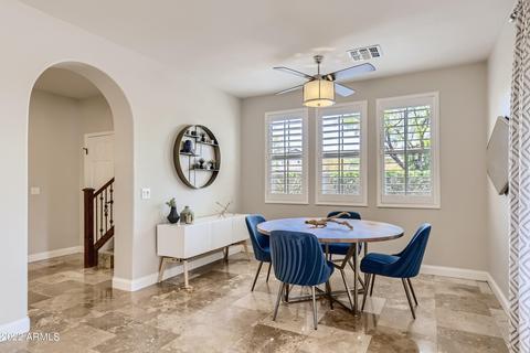 3955 E Crest Ln, Phoenix, AZ 85050 photo 9