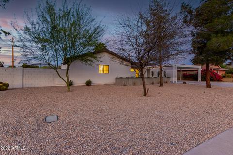 2818 E Turquoise Dr, Phoenix, AZ 85028 photo 2