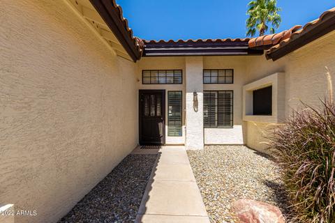 2302 E Huron Ct, Gilbert, AZ 85234 photo 3