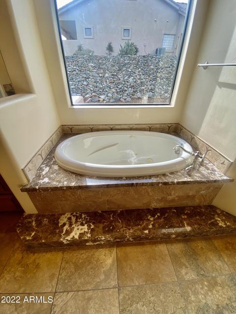 15805 E Broken Bit Rd, Mayer, AZ 86333 photo 14