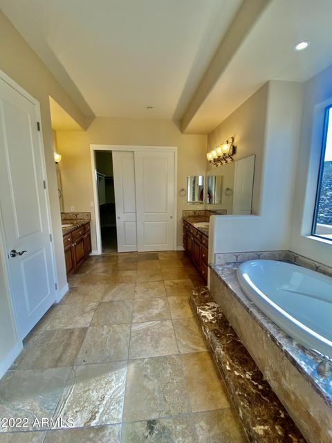 15805 E Broken Bit Rd, Mayer, AZ 86333 photo 11