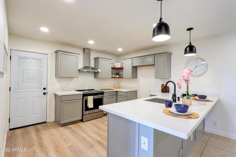 154 E Garnet Ave, Mesa, AZ 85210 photo 9