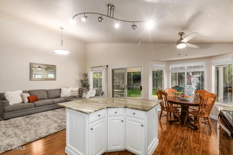 2560 E Taro Ln, Phoenix, AZ 85050 photo 24